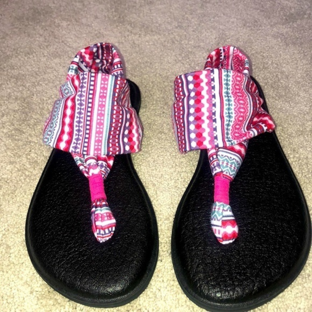Sanuk Sandals Women’s size 7